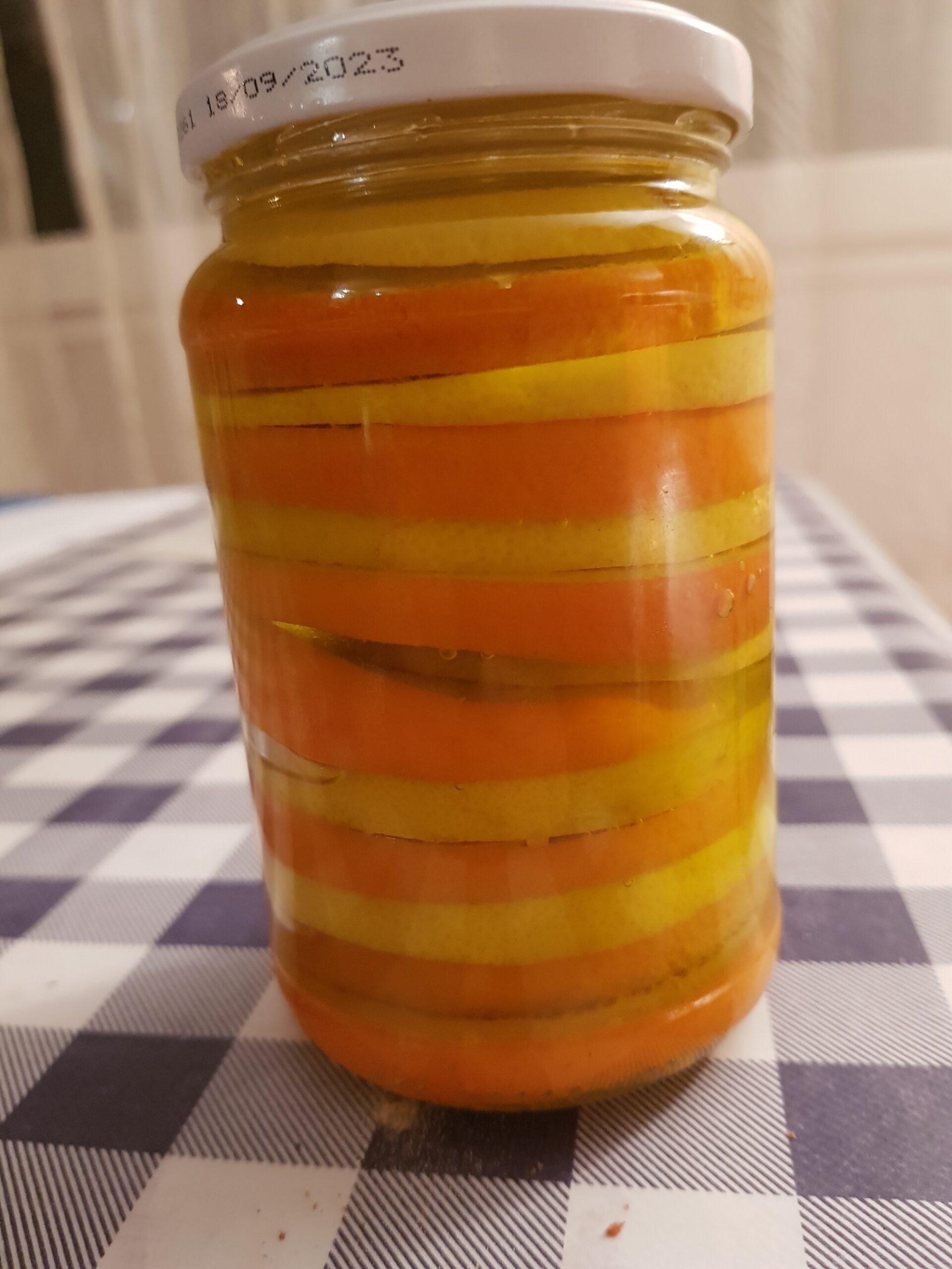 Oranges et citrons confits dans l’huile